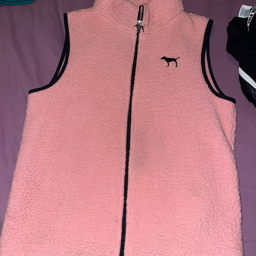 VS PINK SHERPA VEST